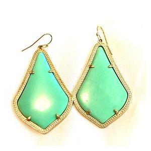 Kendra Scott Alexandria gold drop earrings